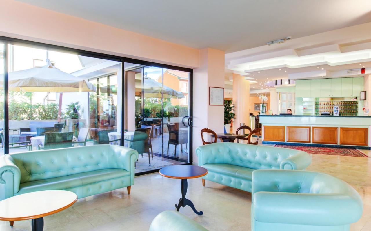 Hotel Spiaggia Gatteo a Mare Esterno foto