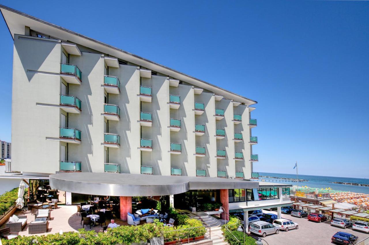 Hotel Spiaggia Gatteo a Mare Esterno foto